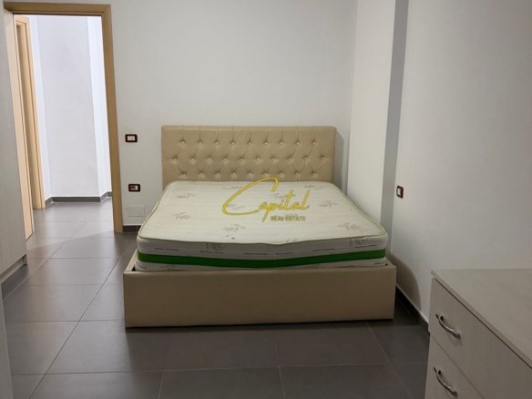 APARTAMENT ME QIRA 2+1 YZBERISHT 50.000 LEKE