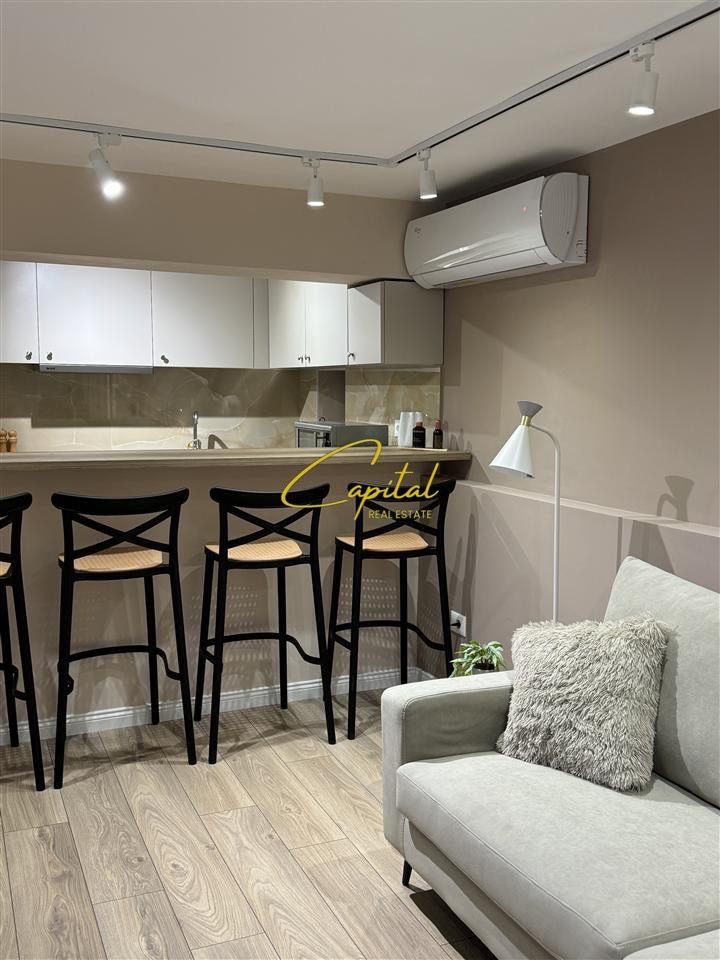 WhatsApp Image 2026-01-08 at 3.42.22 PM APARTAMENT ME QIRA 2+1 ISH TREGU ELEKTRIK 70.000 LEKE