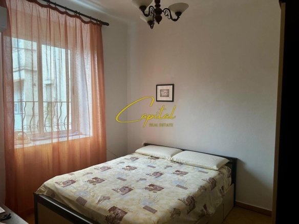 SHITET APARTAMENT 1+1 RRUGA E DURRESIT 17.000.000 LEKE