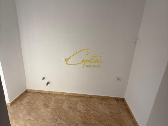 SHITET APARTAMENT 1+1 21 DHJETORI 130.000 EURO