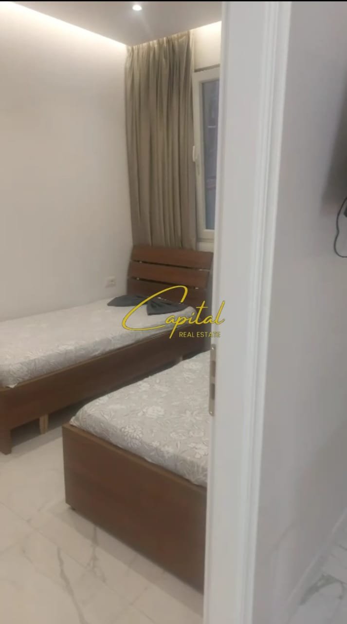 APARTAMENT ME QIRA 1+1 RRUGA 5 MAJI 45.000 LEKE