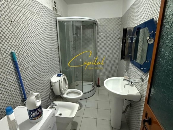 APARTAMENT ME QIRA 1+1 YZBERISHT 40.000 LEKE