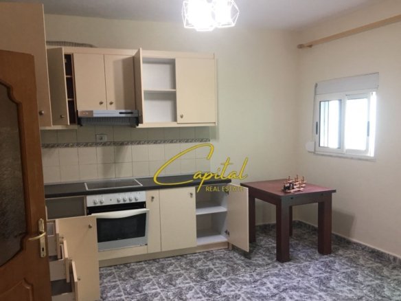 APARTAMENT ME QIRA 2+1 KRISTAL CENTER 650 EURO