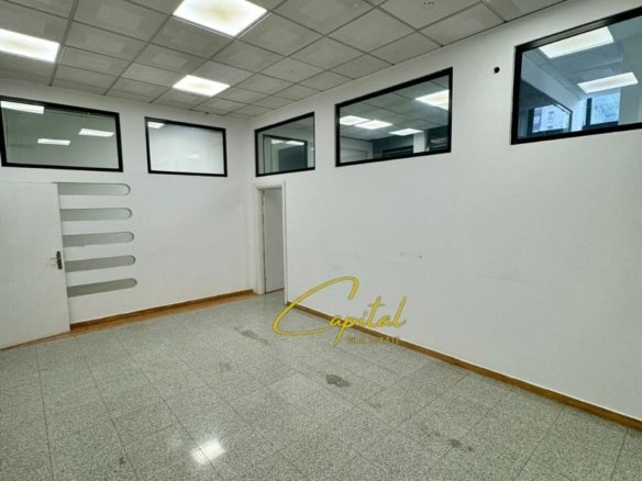 AMBIENT BIZNESI ME QIRA 655 M2 RRUGA E KAVAJES 5.800 EURO
