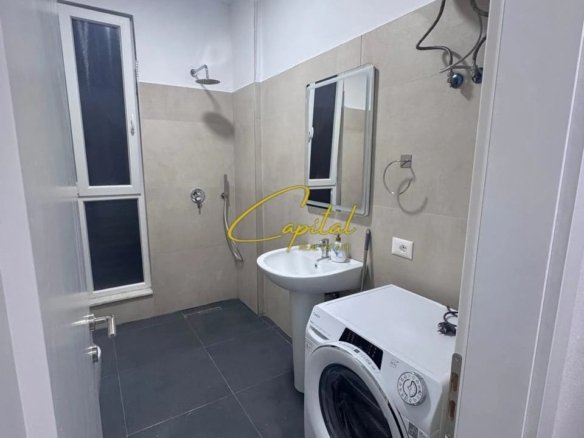 APARTAMENT ME QIRA 1+1 RRUGA SIRI KODRA 550 EURO