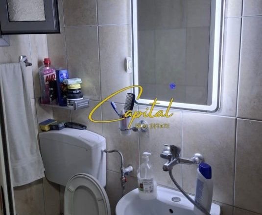 GARSONIERE ME QIRA 25 M2 21 DHJETORI 35.000 LEKE