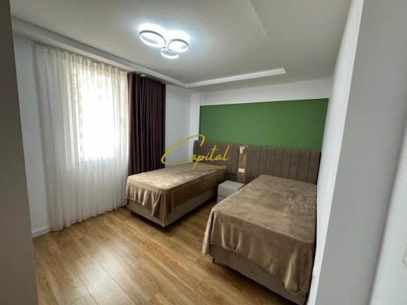 APARTAMENT ME QIRA 2+1+2 QENDER 1.100 EURO