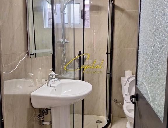 APARTAMENT ME QIRA 1+1 ISH TREGU ELEKTRIK 600 EURO