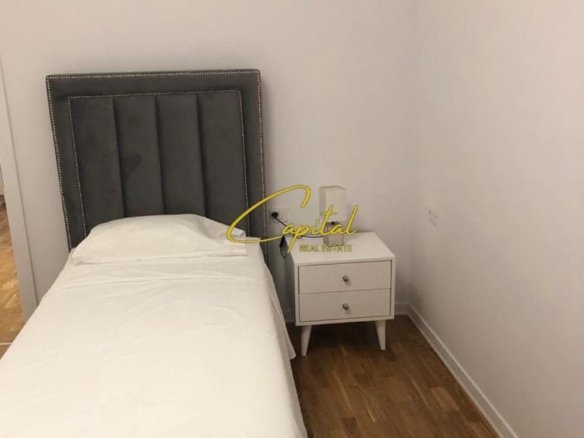 APARTAMENT ME QIRA 3+1 ISH BLLOKU 2.500 EURO