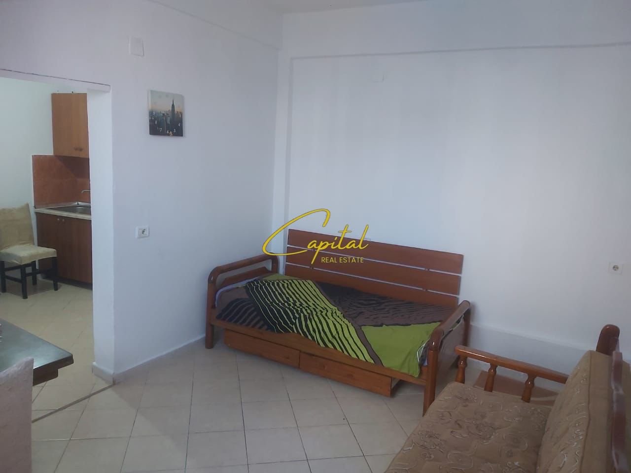 GARSONIERE ME QIRA 35 M2 ISH TREGU ELEKTRIK 300 EURO
