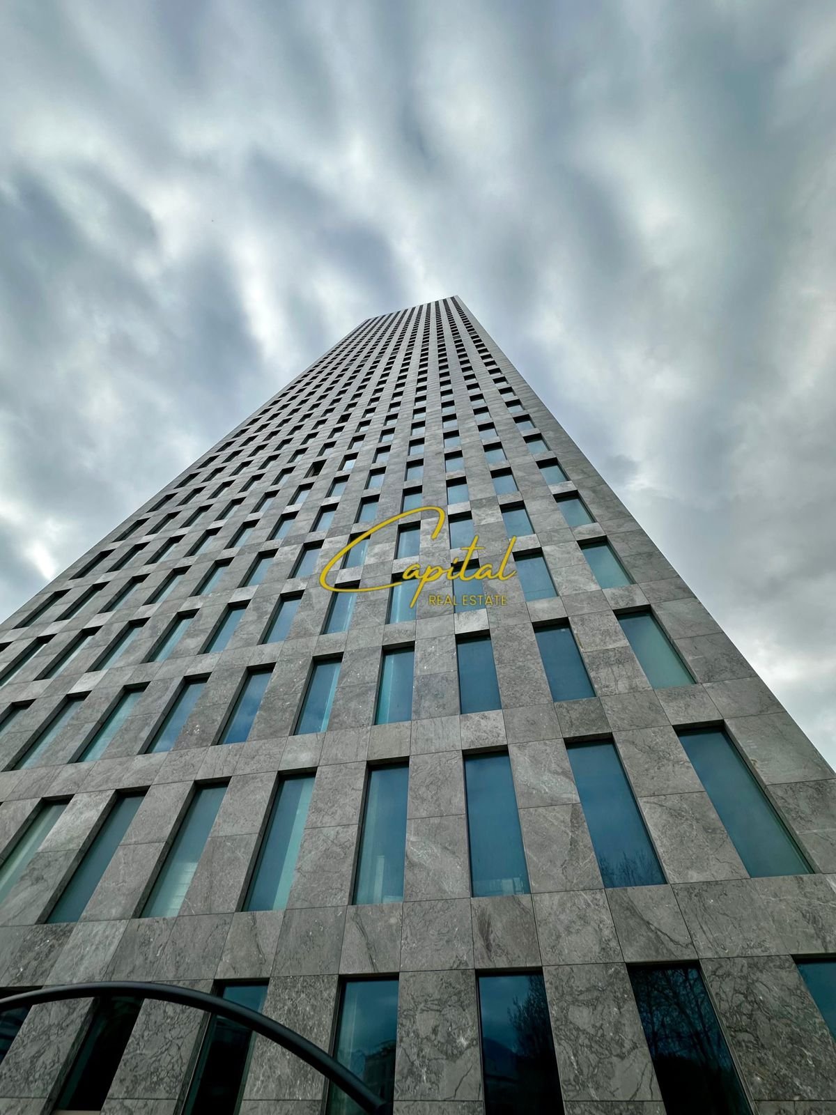 APARTAMENT ME QIRA 1+1 DOWNTOWN ONE 2000 EURO