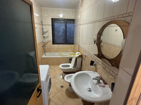 APARTAMENT ME QIRA 1+1 OXHAKU 40.000 LEKE