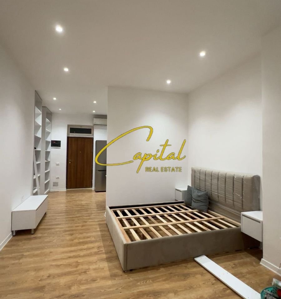APARTAMENT GARSONIERE ME QIRA 50 M2 RRUGA E BARRIKADAVE 65.000 LEKE