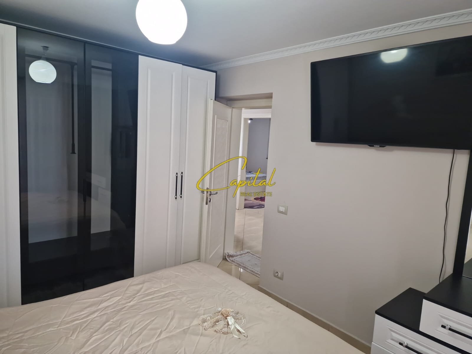 APARTAMENT ME QIRA 2+1 ZOGU I ZI 70.000 LEKE