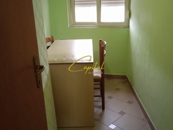 APARTAMENT ME QIRA 2+1 RRUGA E DURRESIT 65.000 LEKE