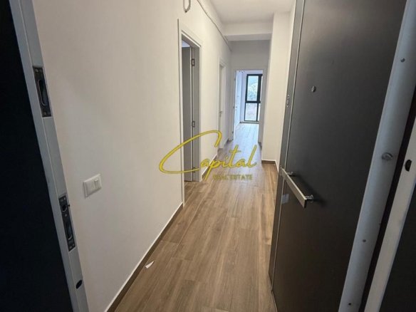 ZYRE ME QIRA 85 M2 KOMPLEKSI FARMACIA 10 550 EURO