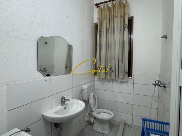 APARTAMENT ME QIRA 1+1 BULEVARDI I RI 40.000 LEKE