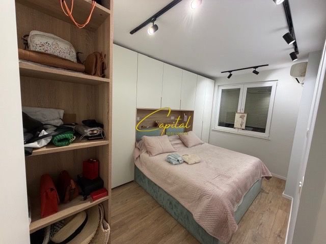 APARTAMENT ME QIRA 2+1 ISH EKSPOZITA 750 EURO