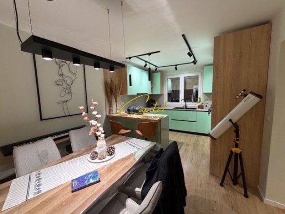 APARTAMENT ME QIRA 2+1 ISH EKSPOZITA 750 EURO