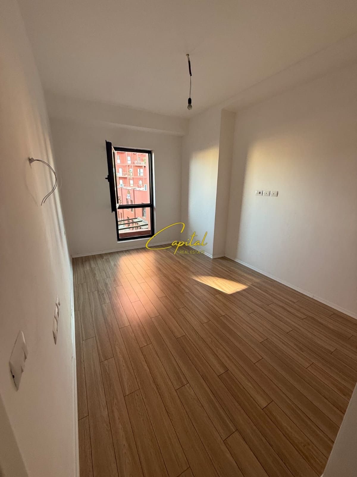 WhatsApp Image 2026-01-20 at 10.11.36 AM ZYRE ME QIRA 114 M2 GARDEN BUILDING 1.200 EURO