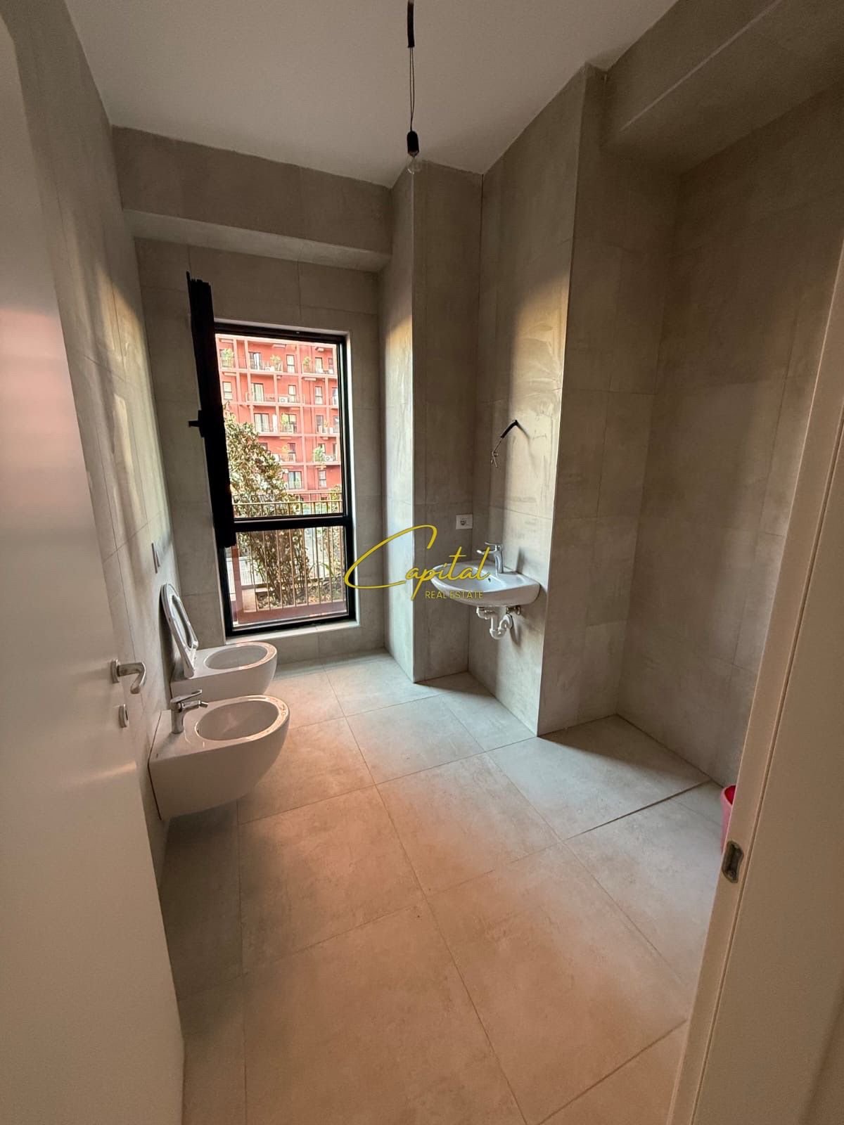 WhatsApp Image 2026-01-20 at 10.11.38 AM ZYRE ME QIRA 114 M2 GARDEN BUILDING 1.200 EURO