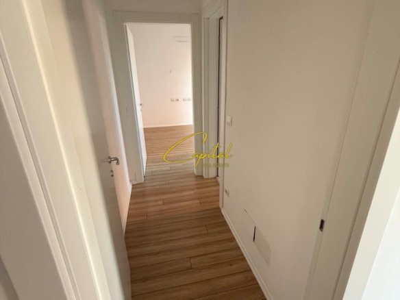 ZYRE ME QIRA 114 M2 GARDEN BUILDING 1.200 EURO