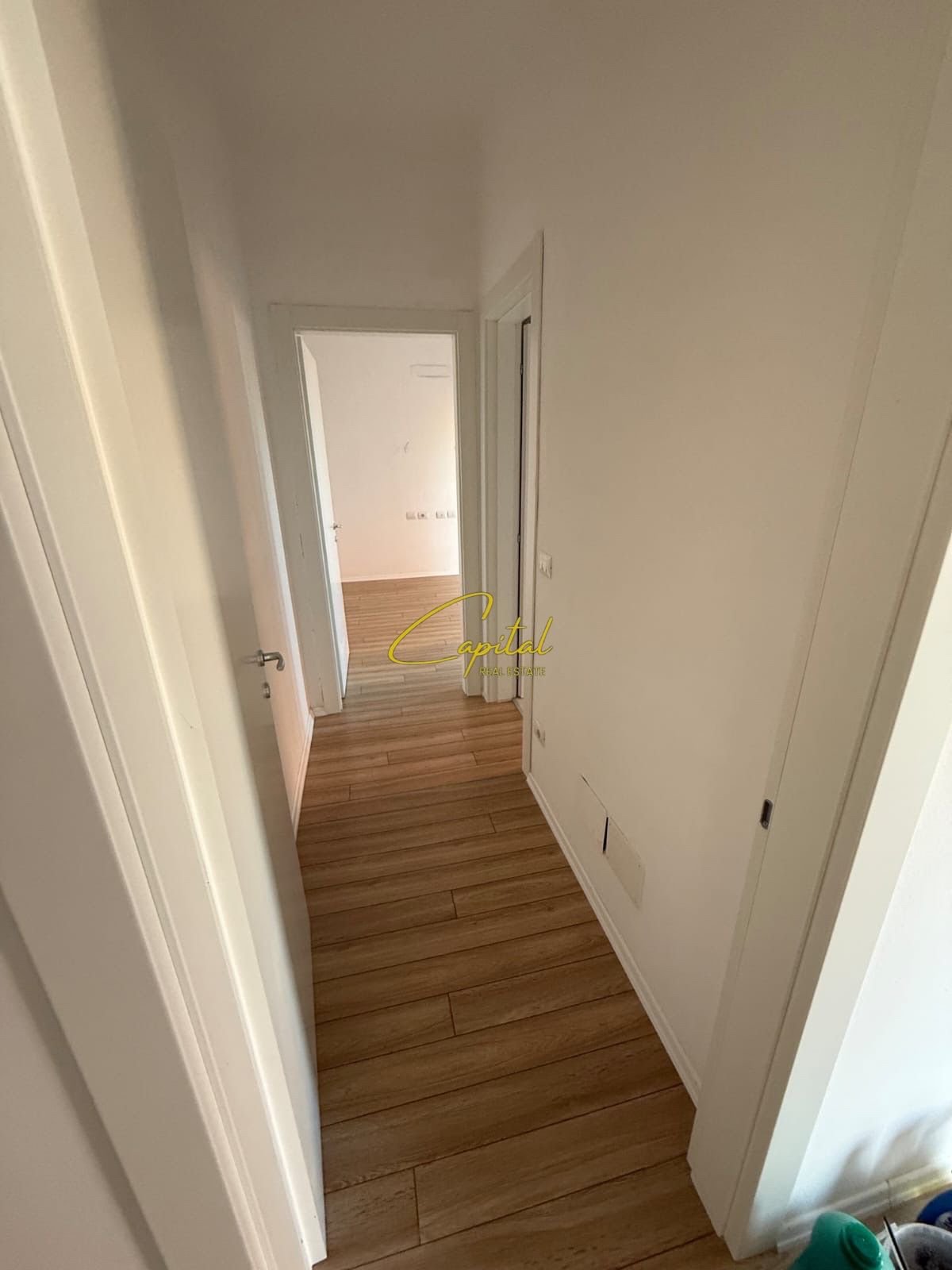 WhatsApp Image 2026-01-20 at 10.11.40 AM (1) ZYRE ME QIRA 114 M2 GARDEN BUILDING 1.200 EURO