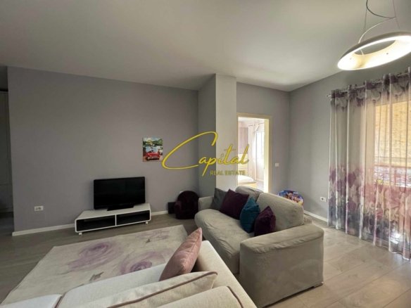 APARTAMENT ME QIRA 1+1 BULEVARDI I RI 60.000 LEKE