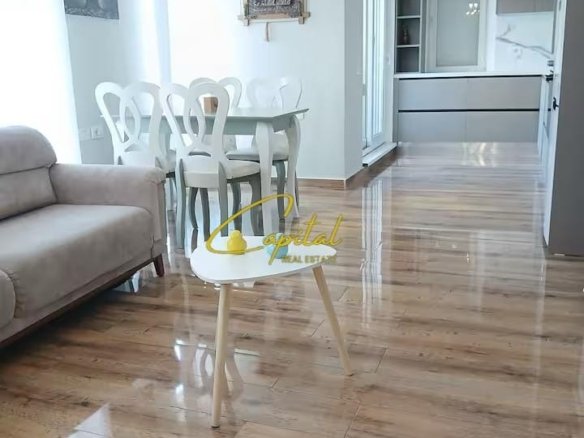 APARTAMENT ME QIRA 1+1 21 DHJETORI 70.000 LEKE