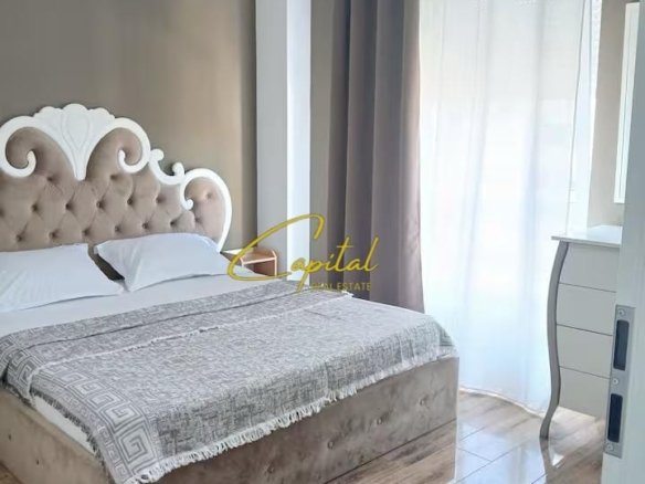 APARTAMENT ME QIRA 1+1 21 DHJETORI 70.000 LEKE