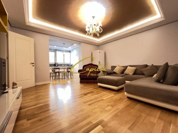 APARTAMENT ME QIRA 2+1 QENDER 1.200 EURO