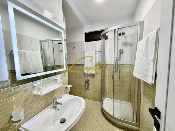 APARTAMENT ME QIRA 3+1 ISH EKSPOZITA 1.200 EURO