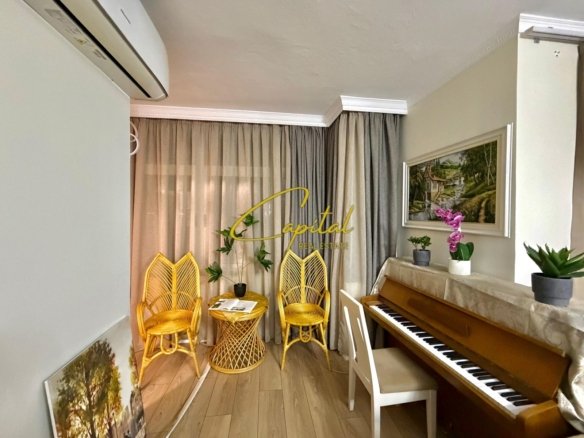 APARTAMENT ME QIRA 3+1 ISH EKSPOZITA 1.200 EURO