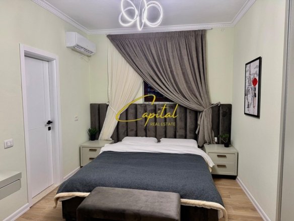 APARTAMENT ME QIRA 3+1 ISH EKSPOZITA 1.200 EURO