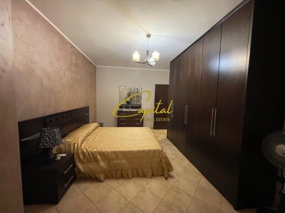 APARTAMENT ME QIRA 2+1 PAZARI I RI 700 EURO
