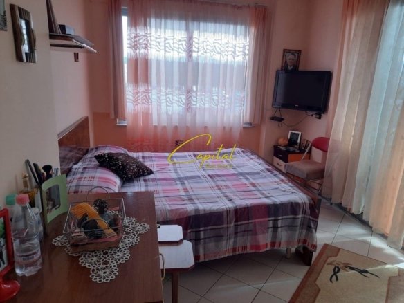 APARTAMENT ME QIRA 2+1 YZBERISHT 12.000.000 LEKE