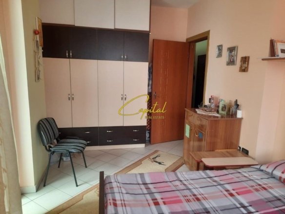 APARTAMENT ME QIRA 2+1 YZBERISHT 12.000.000 LEKE
