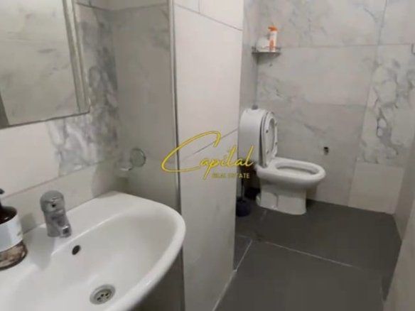 APARTAMENT ME QIRA 1+1 5 MAJI 42.000 LEKE
