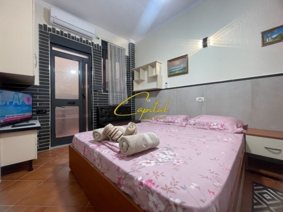 APARTAMENT ME QIRA 1+1 5 MAJI 42.000 LEKE