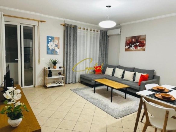 APARTAMENT ME QIRA 1+1 BULEVARDI ZOGU I 72.000 LEKE