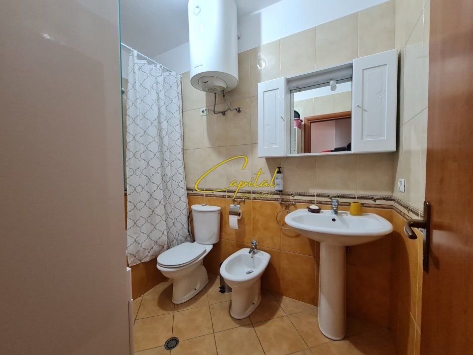 WhatsApp Image 2026-01-21 at 3.57.01 PM APARTAMENT ME QIRA 1+1 BULEVARDI ZOGU I 72.000 LEKE