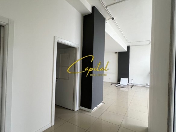 AMBIENT BIZNESI ME QIRA 105 M2 Rr. TEODOR KEKO 900 EURO