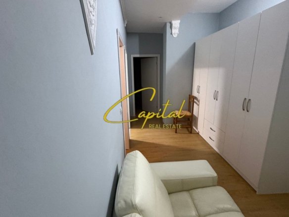 APARTAMENT ME QIRA 1+1 ALI DEMI 500 EURO