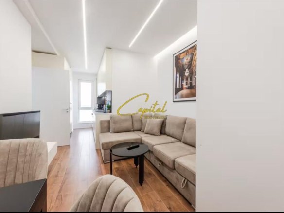 APARTAMENT ME QIRA 1+1 MYSLYM SHYRI 700 EURO