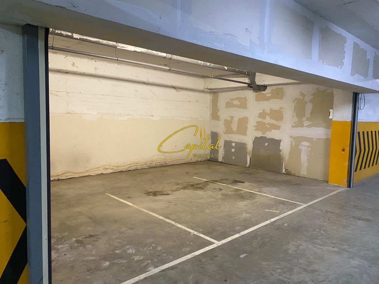 SHITEN 3 POSTE PARKIMI 49 M2 SPITALI AMERIKAN 3 6.900.000 LEKE