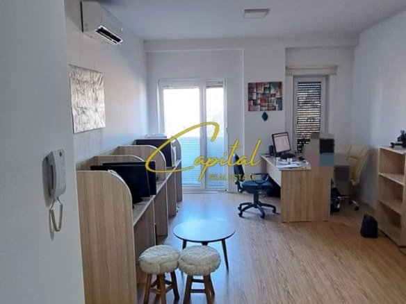 ZYRE ME QIRA 70 M2 ISH SATCIONI TRENIT 550 EURO