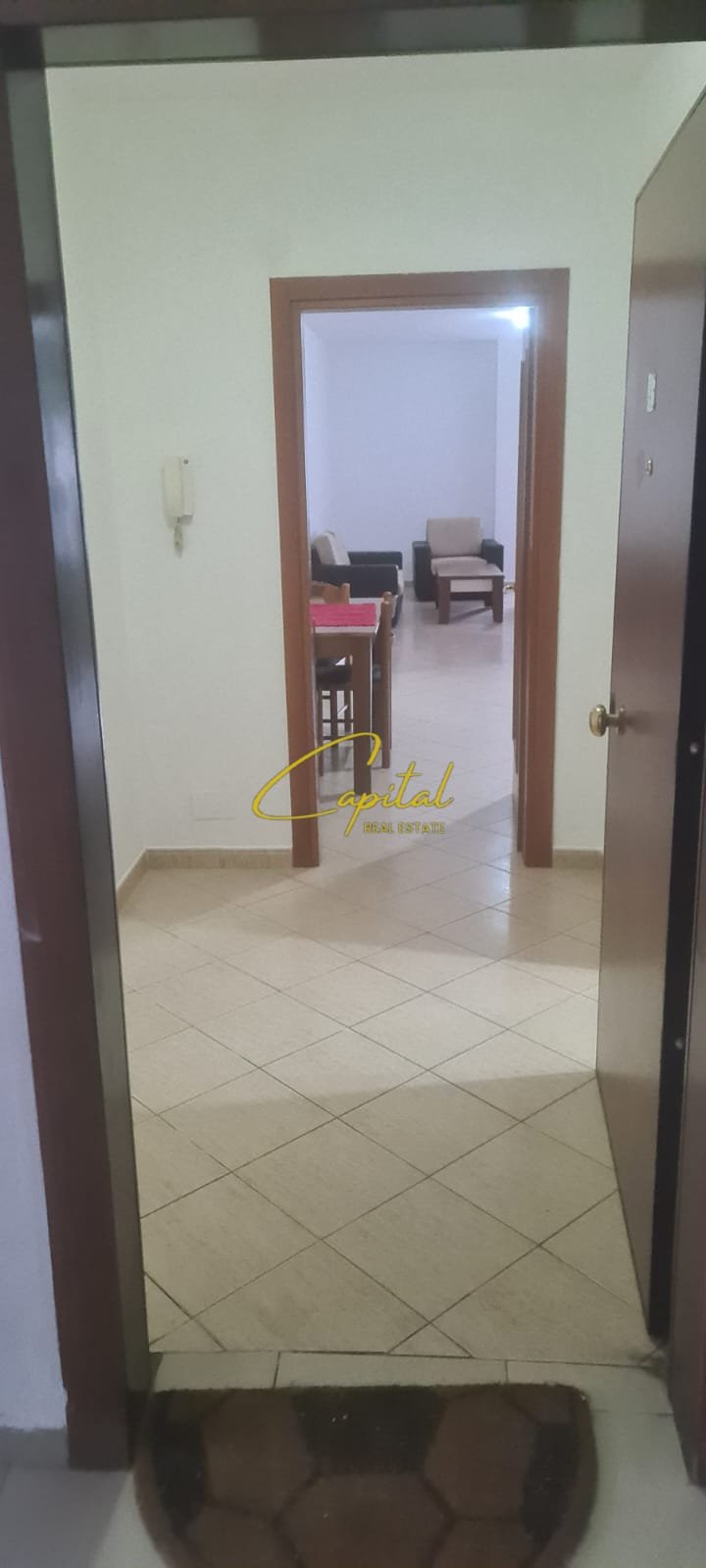 APARTAMENT ME QIRA 2+1+2 ZOGU I ZI 600 EURO