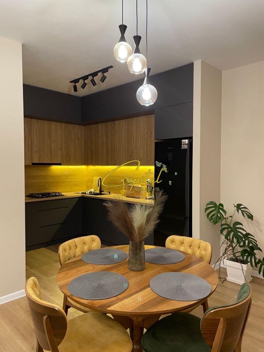 SHITET APARTAMENT ROOFTOP 2+1 ISH TREGU ELEKTRIK 500.000 EURO