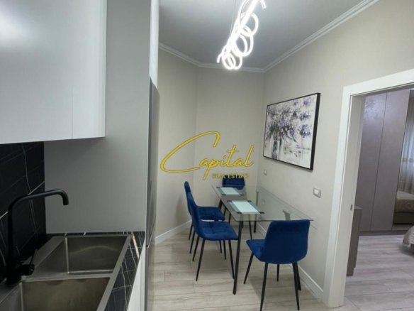 APARTAMENT ME QIRA 1+1 RRUGA E KOSOVAREVE 900 EURO