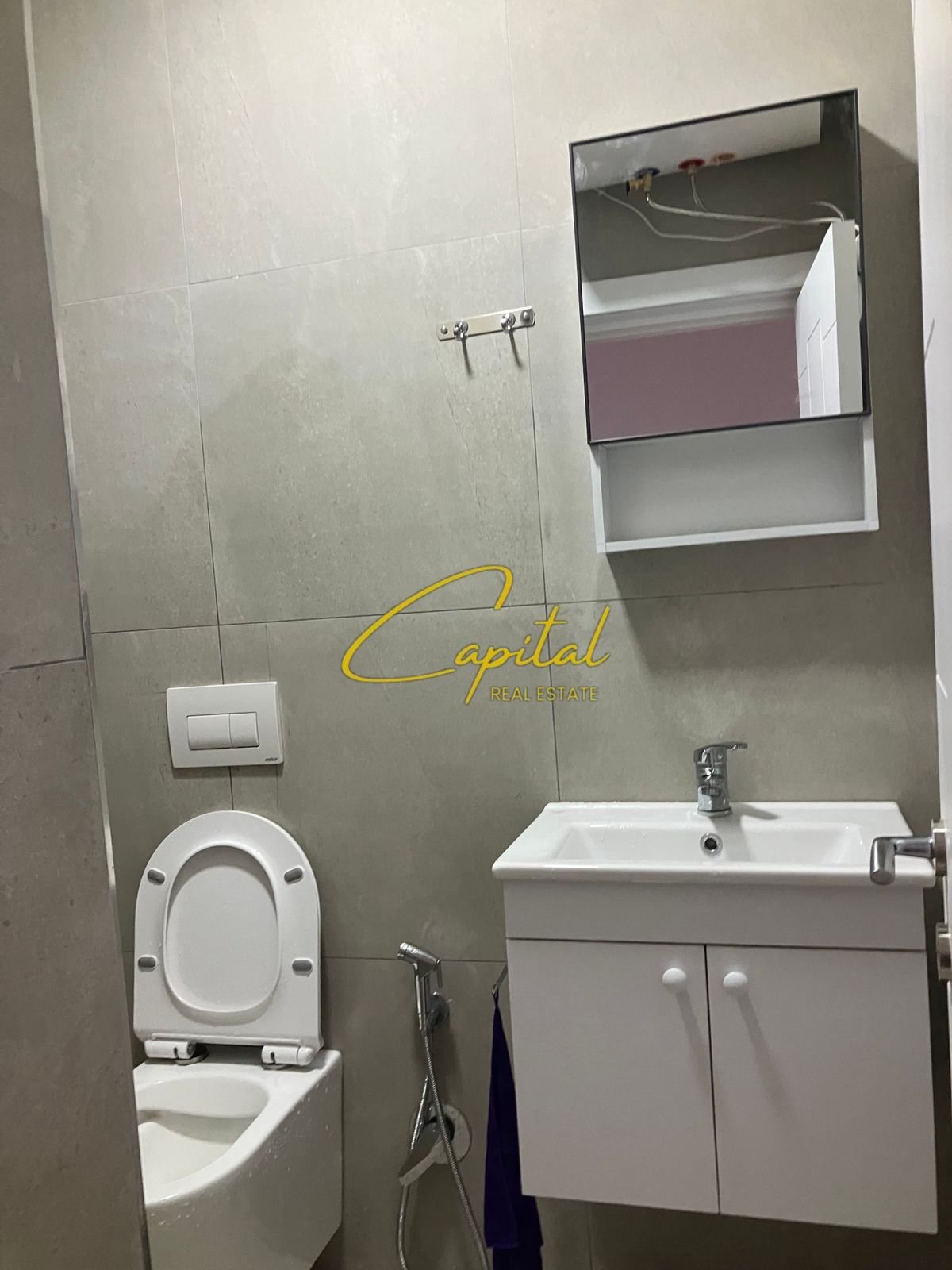 APARTAMENT GARSONIERE ME QIRA 35 M2 QENDER 50.000 LEKE